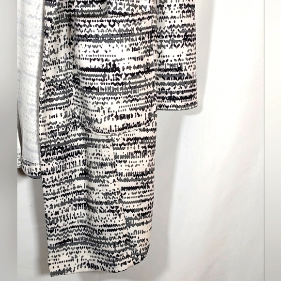 LuLaRoe Gwen Blazer Open Front Size Large - Picture 4 of 8